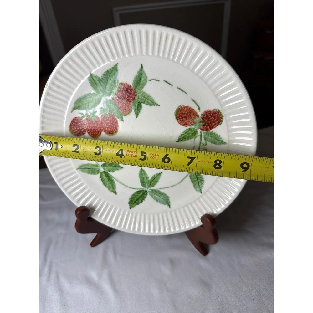 Vintage Hand Painted Raspberry Ceramic Decorative Plate Fluted Rim 8.25 Inch